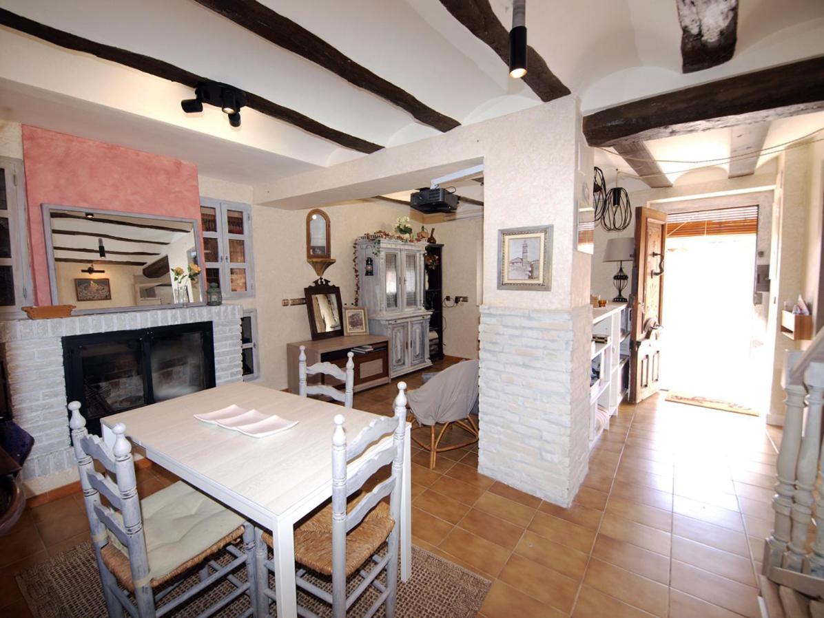 Casa De Piedra Recien Reformada Luna Rosa Holiday home Biar