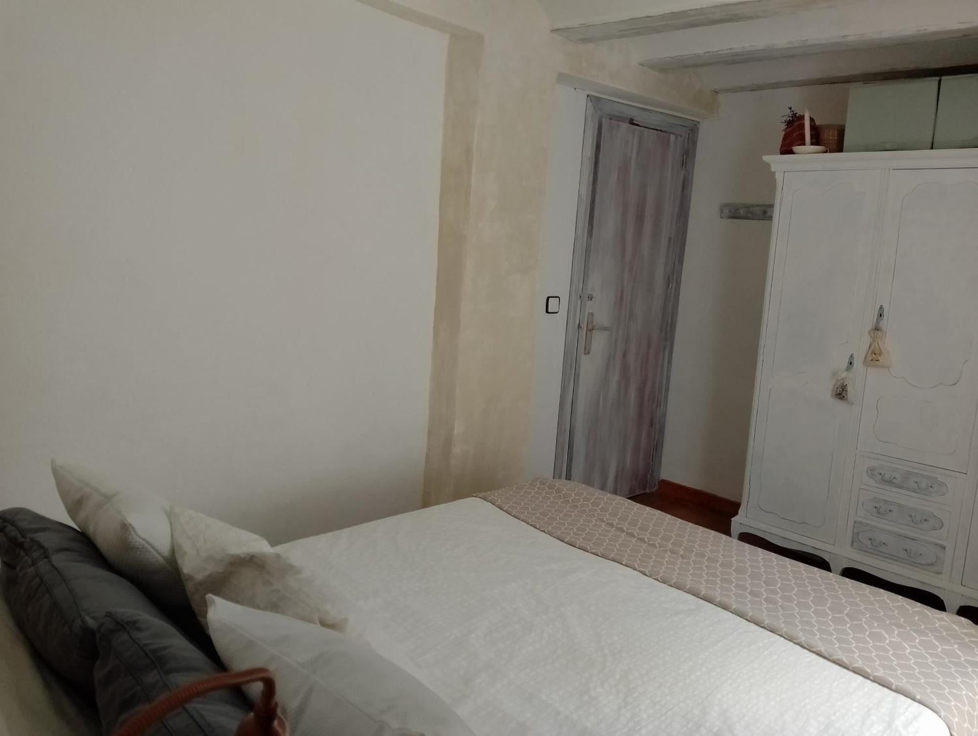 Casa De Piedra Recien Reformada Luna Rosa Holiday home Biar